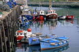 UK, Devon, BRIXHAM, harbourfront, small fishing boats, DEV411JPL