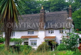 UK, Devon, COCKINGTON village (near Torquay), thatched roof cottage, DEV500JPL