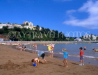 UK, Devon, TORQUAY, Abbey Sands, beach and holidaymakers, DEV312JPL