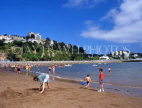UK, Devon, TORQUAY, Abbey Sands, beach and holidaymakers, DEV313JPL