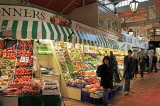 UK, Oxfordshire, OXFORD, Golden Cross Shopping Centre, fruit and veg stall, UK13051JPL