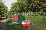 UK, Oxfordshire, OXFORD, Oxford Canal, houseboat and canalside path, UK13167JPL
