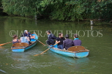 UK, Oxfordshire, OXFORD, River Cherwell, and people rowing boats, UK13135JPL