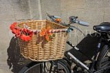 UK, Oxfordshire, OXFORD, bicycle with decorated basket, UK13083JPL