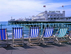 UK, Sussex, BRIGHTON, Palace Pier and row of deckchairs, UK4936JPL