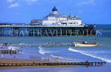 UK, Sussex, EASTBOURNE, Eastbourne Pier, people boarding pleasure boat, UK4382JPL