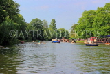 UK, Warwickshire, STRATFORD-UPON-AVON, boating on River Avon, UK25341JPL