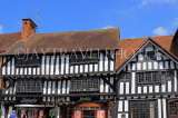 UK, Warwickshire, STRATFORD-UPON-AVON, half timbered buildings, shops, UK25560JPL
