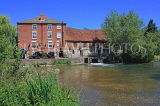 UK, Wiltshire, SALISBURY, Watermeadows, The Old Mill (now hotel) and River Avon, UK8165JPL