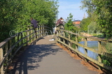 UK, Wiltshire, SALISBURY, Watermeadows, bridge over River Avon, UK8344JPL