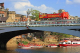 UK, Yorkshire, YORK, Lendal Bridge over River Ouse, tour bus and boats, UK9930JPL