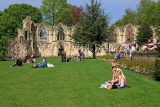 UK, Yorkshire, YORK, Museum Gardens, St Mary's Abbey ruins, people enjoying a sunny day, UK3242JPL