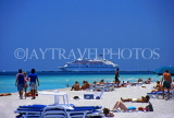 USA, Florida, MIAMI, South Beach, sunbathers and cruise ship in background, MIA226JPL