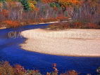 USA, New England, NEW HAMPSHIRE, autumn scenery and river, US3412JPL