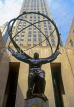 USA, New York, MANHATTAN, Rockefeller Centre, Atlas sculpture, US2845JPL