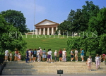 USA, WASHINGTON DC, Arlington Cemetery, Arlington House and visitors at Kennedy grave, WAS363JPL