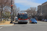 USA, WASHINGTON DC, street scene and public bus, US4722JPL