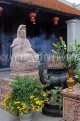Vietnam, HANOI, Dien Huu Temple site, courtyard and statue of a deity, VT1684JPL