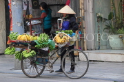Vietnam, HANOI, Old Quarter, Street Vendor, VT1483JPL