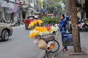 Vietnam, HANOI, Old Quarter, Street Vendor, flower seller, VT1628JPL