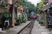 Vietnam, HANOI, Old Quarter, Train Street, train approaching, VT1619JPL