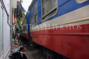 Vietnam, HANOI, Old Quarter, Train Street, train passing through, VT1132JPL
