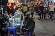 Vietnam, HANOI, Old Quarter, Weekend Night Market, food stall, VT1455JPL