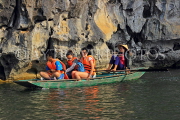 Vietnam, Ninh Binh, TAM COC, Ngo Dong River, tour boat, VT2107JPL