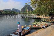 Vietnam, Ninh Binh, TAM COC, Ngo Dong River, tour boats, VT2046JPL