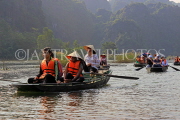 Vietnam, Ninh Binh, TAM COC, Ngo Dong River, tour boats, VT2112JPL