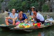 Vietnam, Ninh Binh, TAM COC, Ngo Dong River, vendors selling snacks rom their boats, VT2149JPL