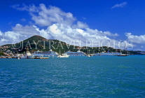 Virgin Islands (US), ST THOMAS, Charlotte Amalie, port and cruise ships, view from sea, CAR50JPL