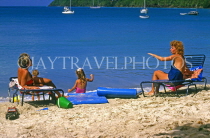 Virgin Islands (US), ST THOMAS, Magen's Bay beach and sunbathers, CAR33PL