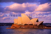 AUSTRALIA, New South Wales, SYDNEY, Opera House, dusk view, AUS600JPL