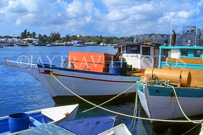 BAHAMAS, New Providence Island, Nassau, Potters Cay, fishing boats, BAH482JPL