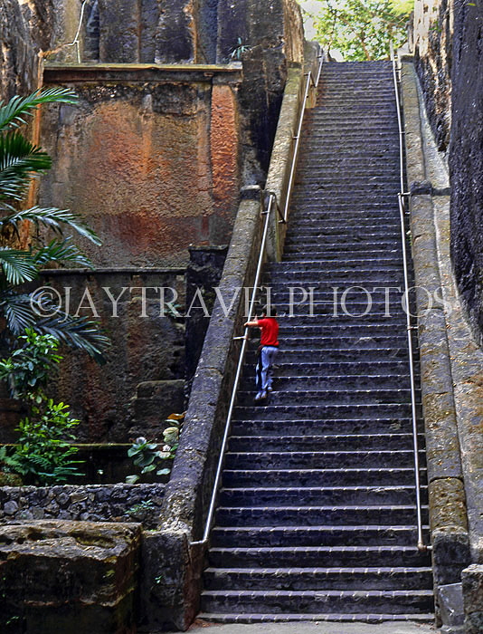 BAHAMAS, New Providence Island, Nassau, Queen's Staircase, BAH320JPL