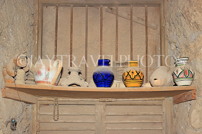 BAHRAIN, A'Ali Pottery Centre (Village), BHR520JPL