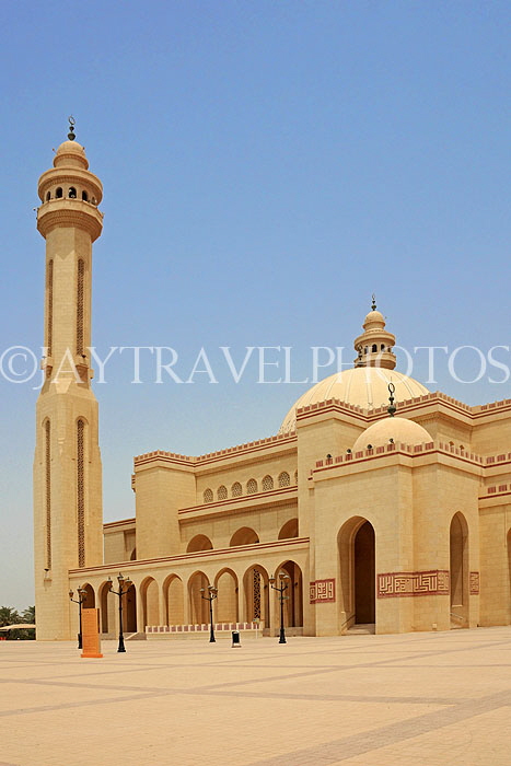 BAHRAIN, Manama, Grand Mosque (Ahmed Al-Fateh Islamic Centre), BHR230JPL