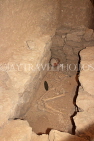 BAHRAIN, Manama, Hoora, Bahrain National Museum, reconstructed grave, BHR981JPL