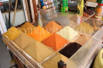 BAHRAIN, Manama Souk (Souq), spices (ground), BHR296JPL