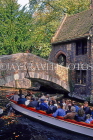 Belgium, BRUGES, St Bonifacius Bridge (Stonebridge), and sightseeing canal boat, BEL308JPL