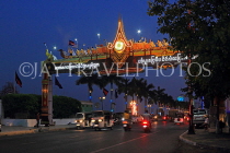 CAMBODIA, Phnom Penh, Sisowath Quay area, street scene at night, CAM1996JPL