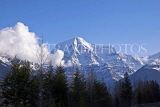 CANADA, British Columbia, Mount Robson, highest peak in the Rockies at 12972 feet, CAN859JPL