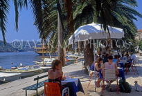 CROATIA, Elaphite Islands (Dubrovnik Coast), SIPAN, waterfront and cafe scene, CRO399JPL