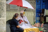 CUBA, Havana, fortune teller and customer, CUB1054JPL