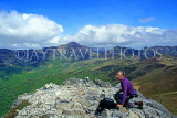 FRANCE, Auvergne, Cantal, Auvergen mountain scenery, Puy Griou, hiker, FRA1030JPL