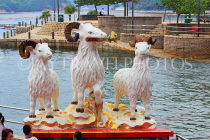 HONG KONG, Hong Kong Island, Repulse Bay, Kwun Yam shrine, celestial rams statue, HK2337JPL