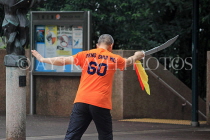 HONG KONG, Kowloon, Kowloon Park, man practicing Tai Chi, HK1691JPL