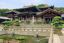 HONG KONG, Kowloon, Nan Lian Garden, Chi Lin Nunnery, Hall of Celestial Kings & Lotus Garden, HK1040JPL
