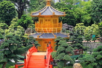HONG KONG, Kowloon, Nan Lian Garden, Pavilion of Absolute Perfection & Zi-Wu Bridge, HK1012JPL